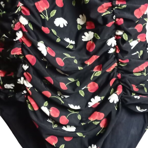 Torrid's Retro Inspired Sexy Sz 3 Black Cherry Rushed Halter One Piece Swimsuit - Picture 13 of 13